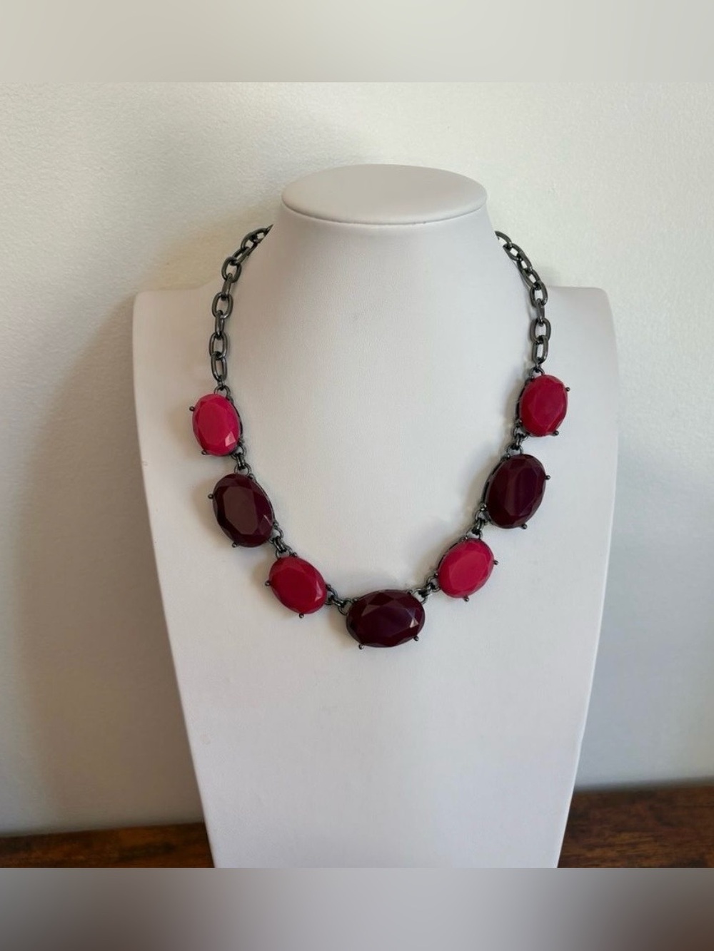 Two-Tone Pink & Wine Faceted Stone Link Necklace